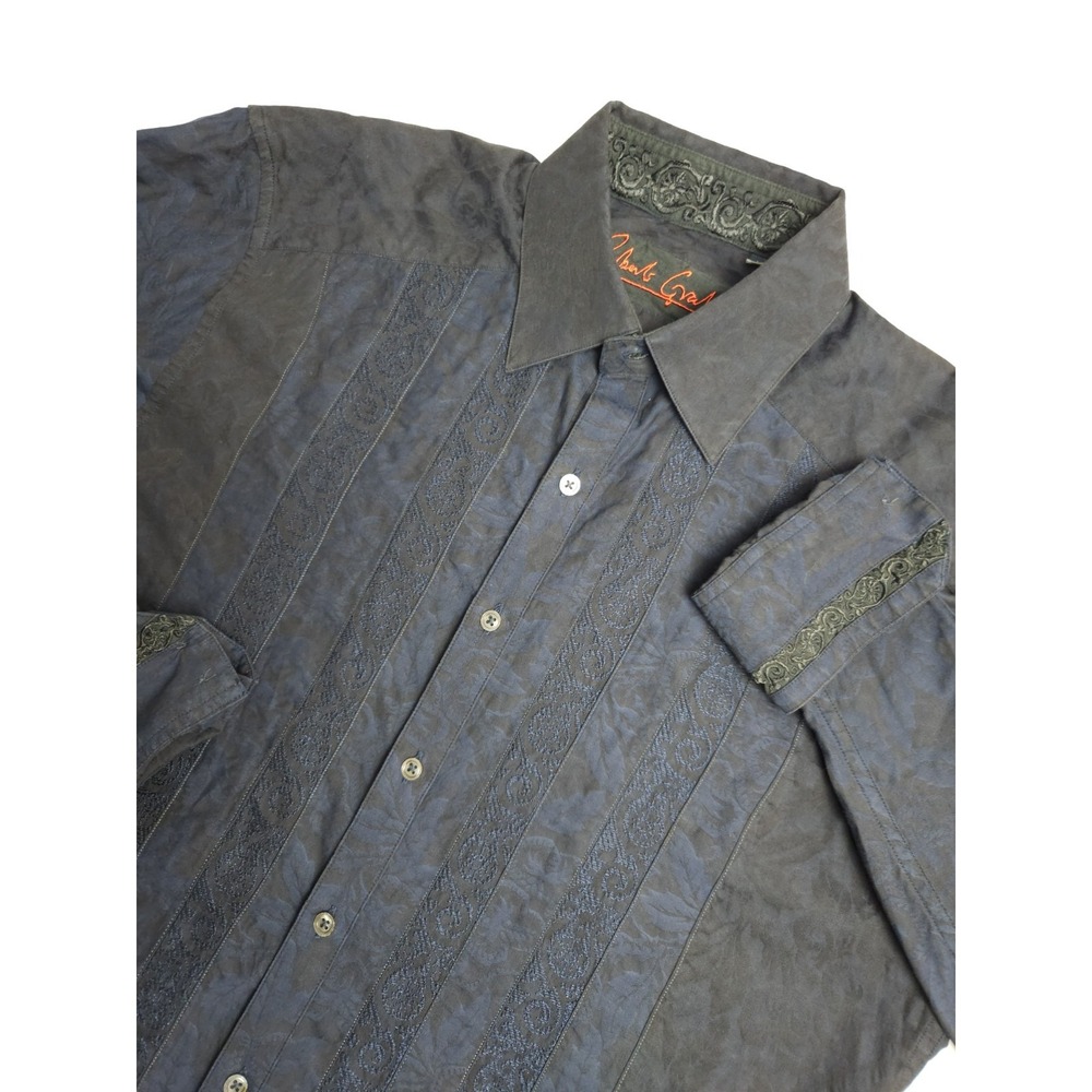 Robert Graham Men's Long Sleeve Flip Cuff Embroidered Button Up Shirt Large